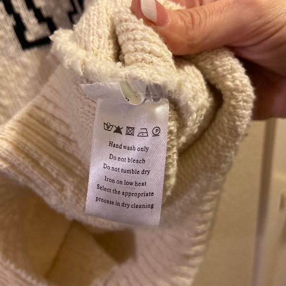 Comfy Sweater - Picture 4 of 5